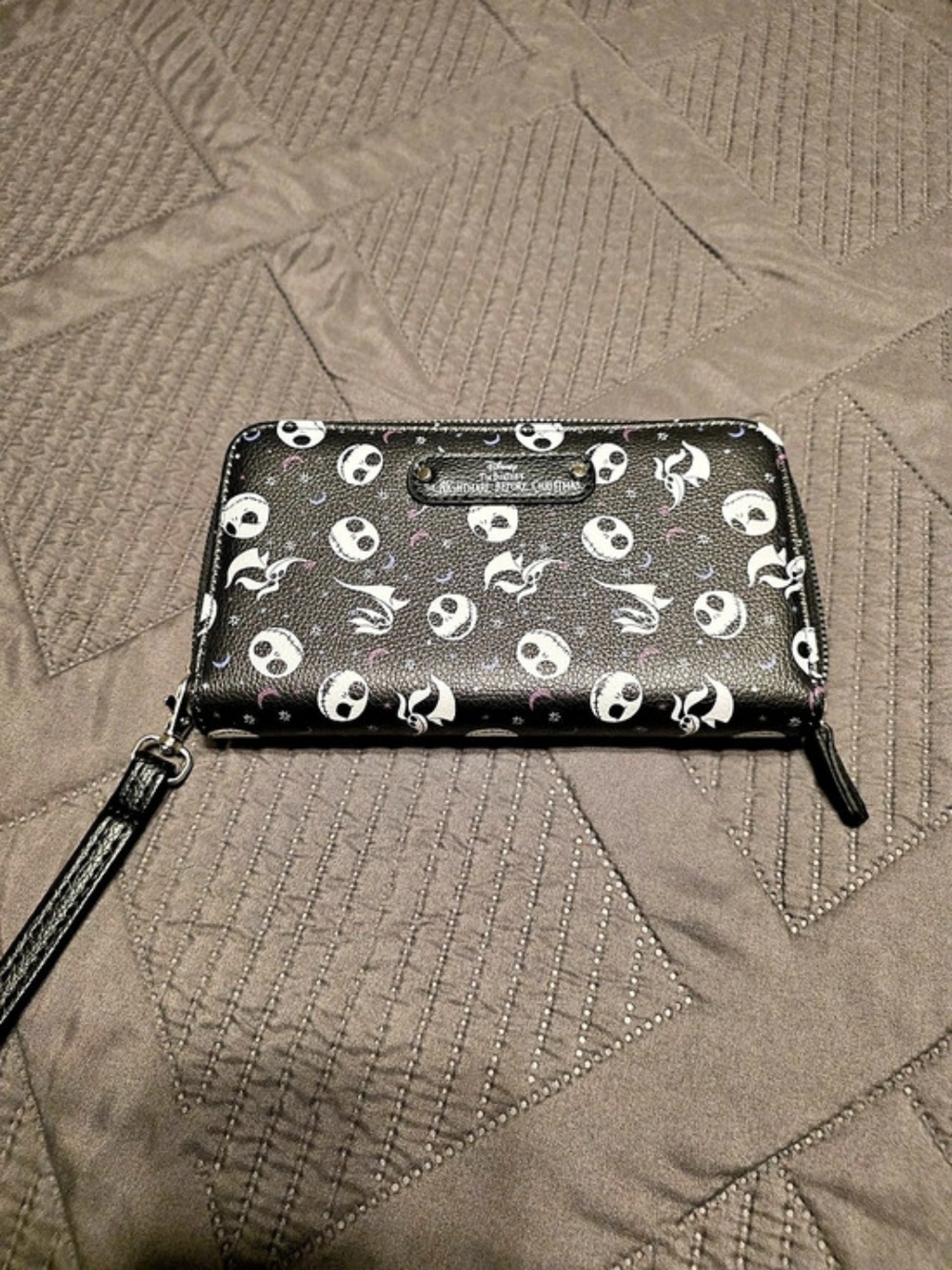 Disney Nightmare Before Christmas Black & White Zip-Around Wallet Wristlet